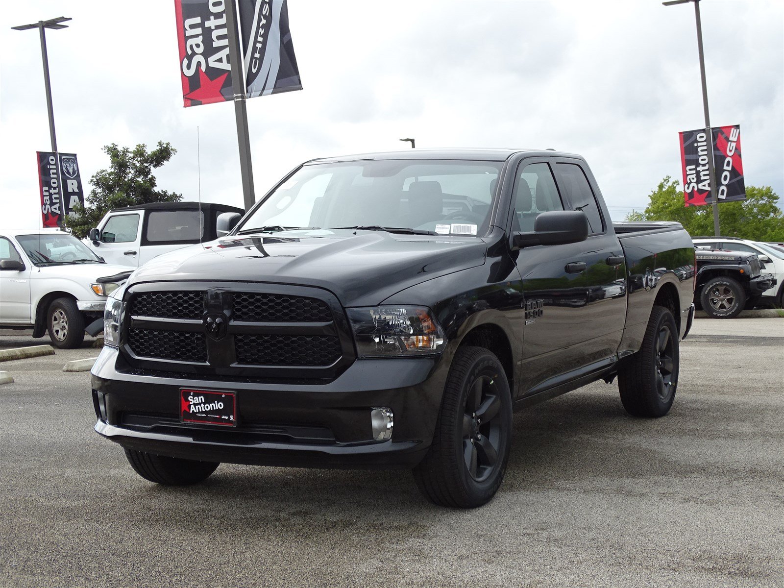 New 2019 RAM 1500 Classic Express Quad Cab in San Antonio #0S514932 ...